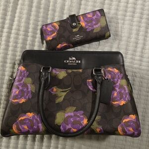 Coach floral bag with matching wallet, Like new.